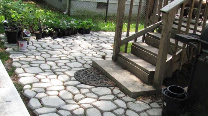 Diy concrete walkway